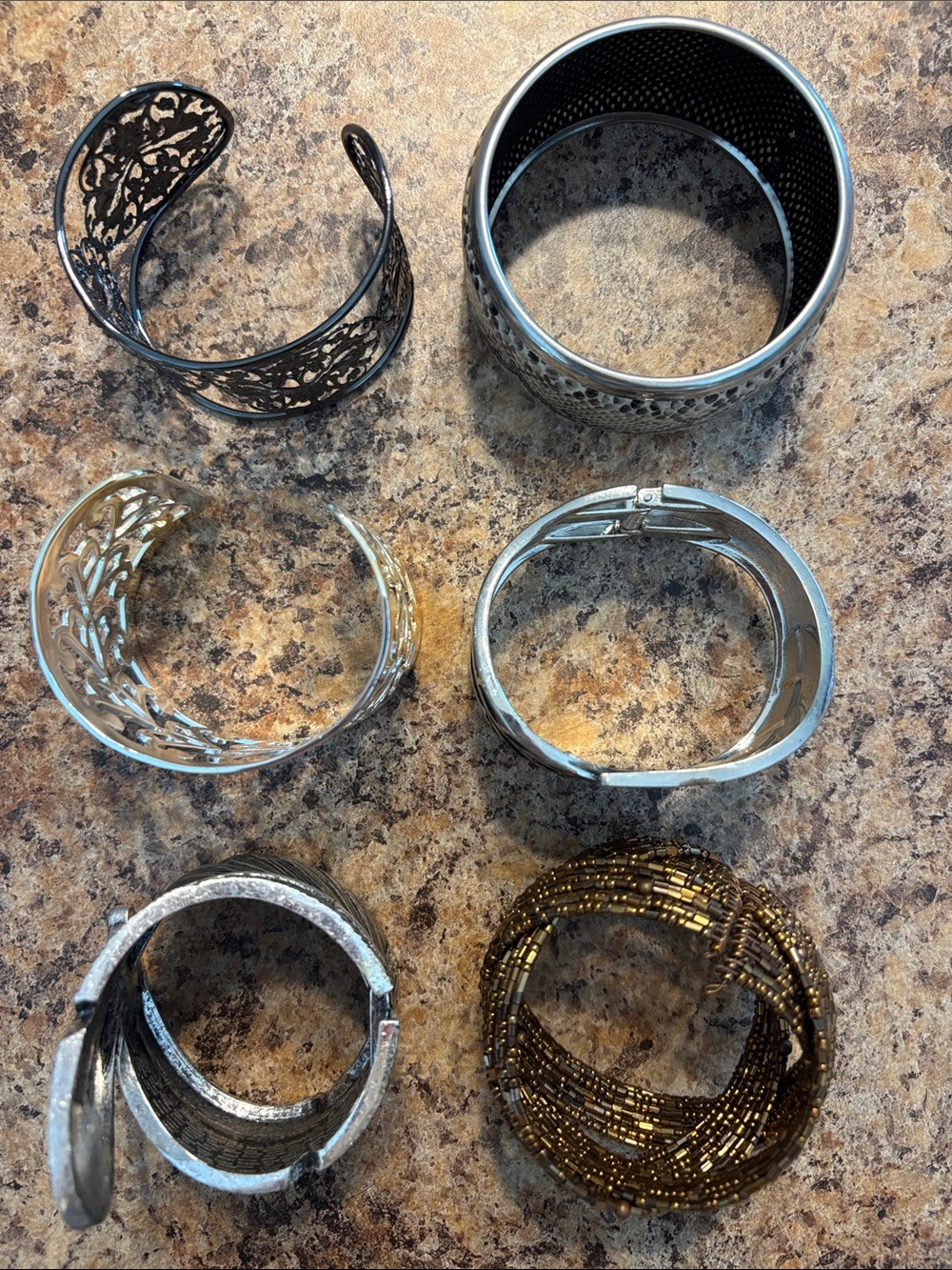 Lot of bracelets - Picture 2 of 11